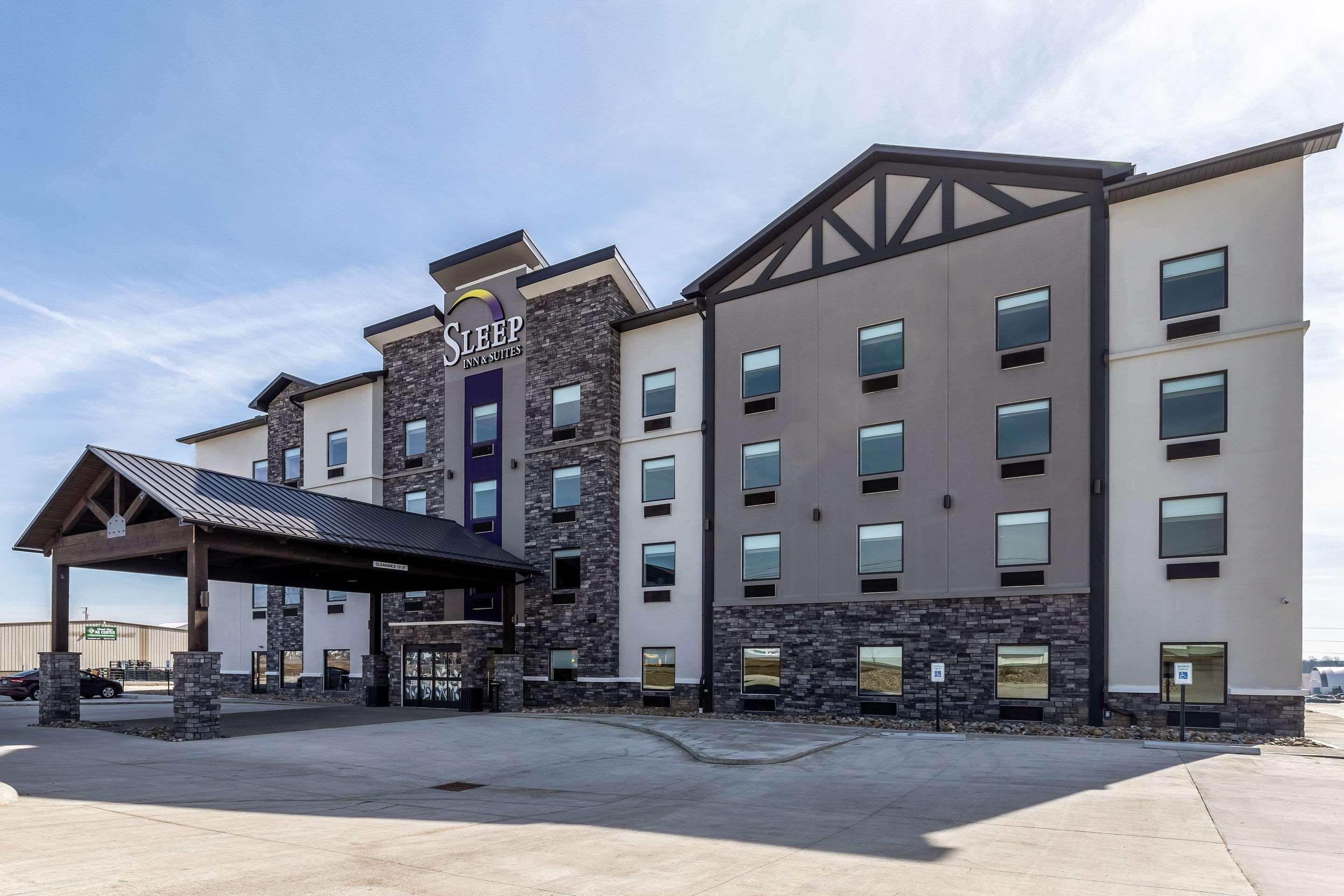 Sleep Inn & Suites Mt Hope Near Auction & Event Center Millersburg Eksteriør billede