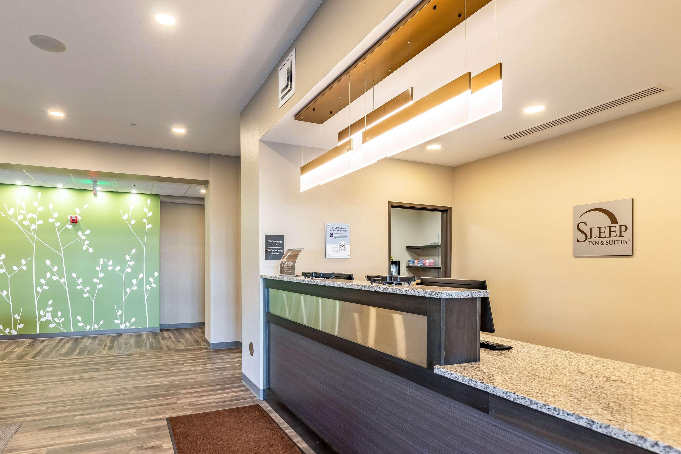 Sleep Inn & Suites Mt Hope Near Auction & Event Center Millersburg Eksteriør billede